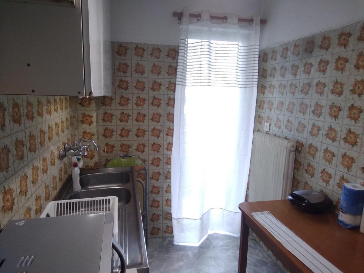 Studio In Athens Atenas Exterior foto